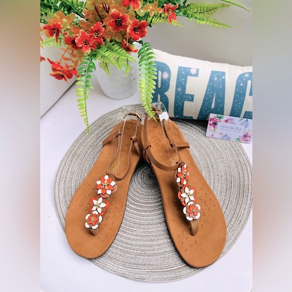VIONIC Sandals “Paulie” Tan Floral T-Strap Orange/White Podiatrist Designed - Picture 1 of 12